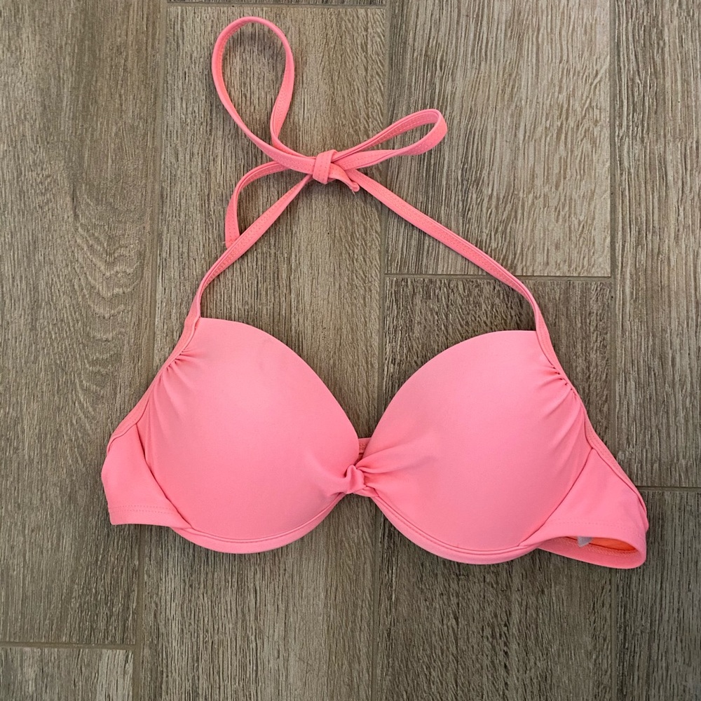 Medium Women’s Target Bathing Suit Top
